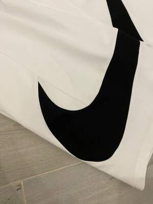 Nike  Big Swoosh шорти