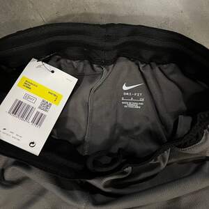 Nike  Big Swoosh шорти